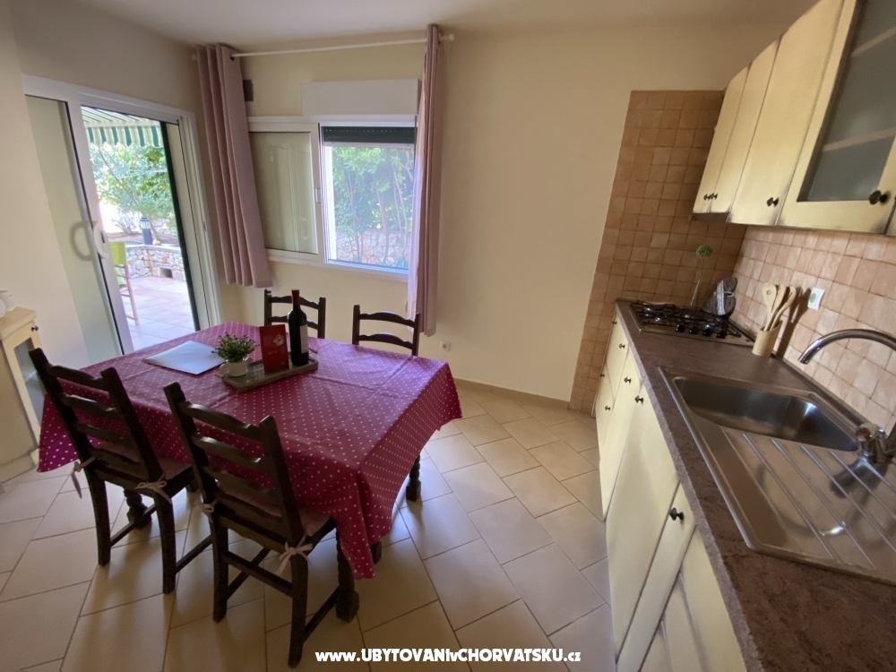 Apartmani Jakov - Rogoznica Hrvatska