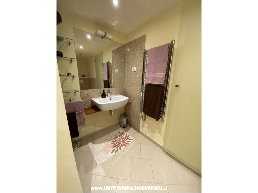 Apartmani Jakov - Rogoznica Hrvatska