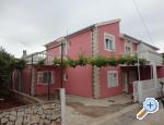 Apartments Jurjevi� Kroatien