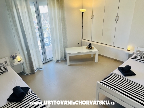 Apartments Kiwi - Rogoznica Croatia