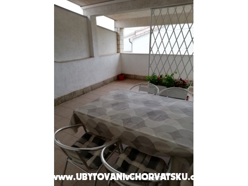 Apartmanok Uki - Rogoznica Horvtorszg