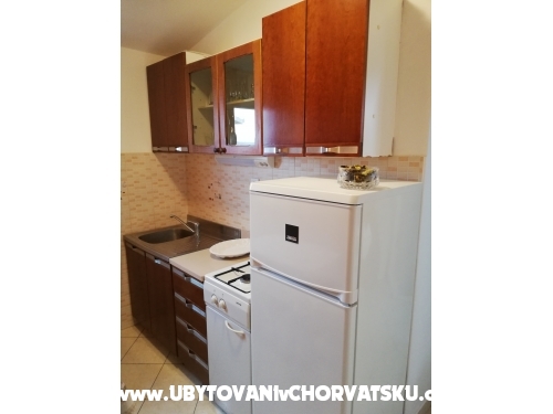 Apartmanok Uki - Rogoznica Horvtorszg