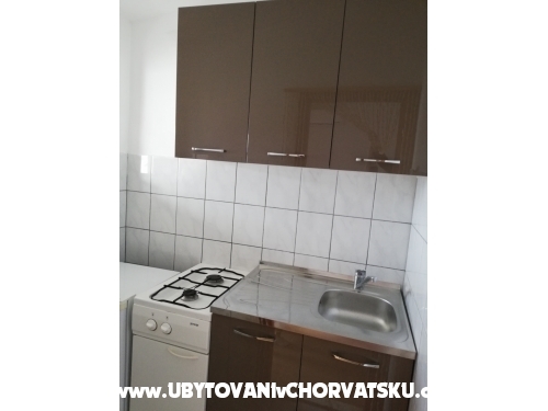 Apartmanok Uki - Rogoznica Horvtorszg