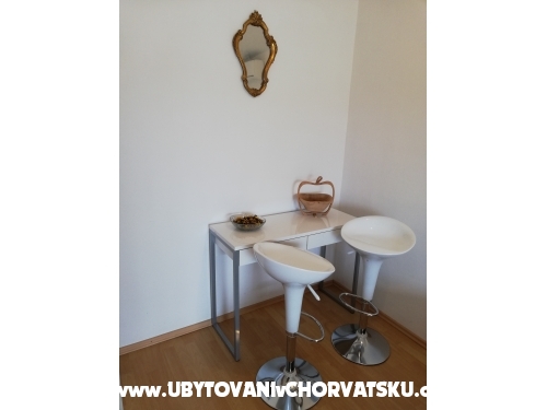 Apartmanok Uki - Rogoznica Horvtorszg