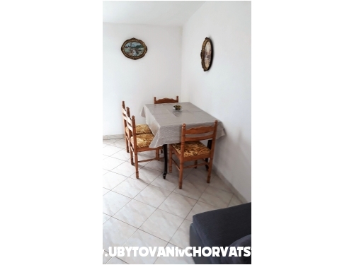 Apartmanok Uki - Rogoznica Horvtorszg