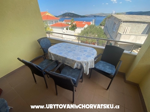 Apartments Viktor - Rogoznica Croatia