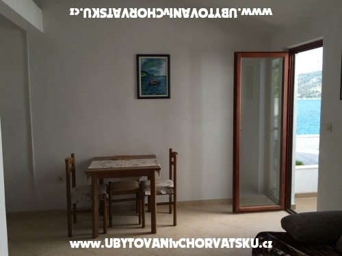 Vinka apartments DIREKT NA PLAŽI - Rogoznica Horvátország