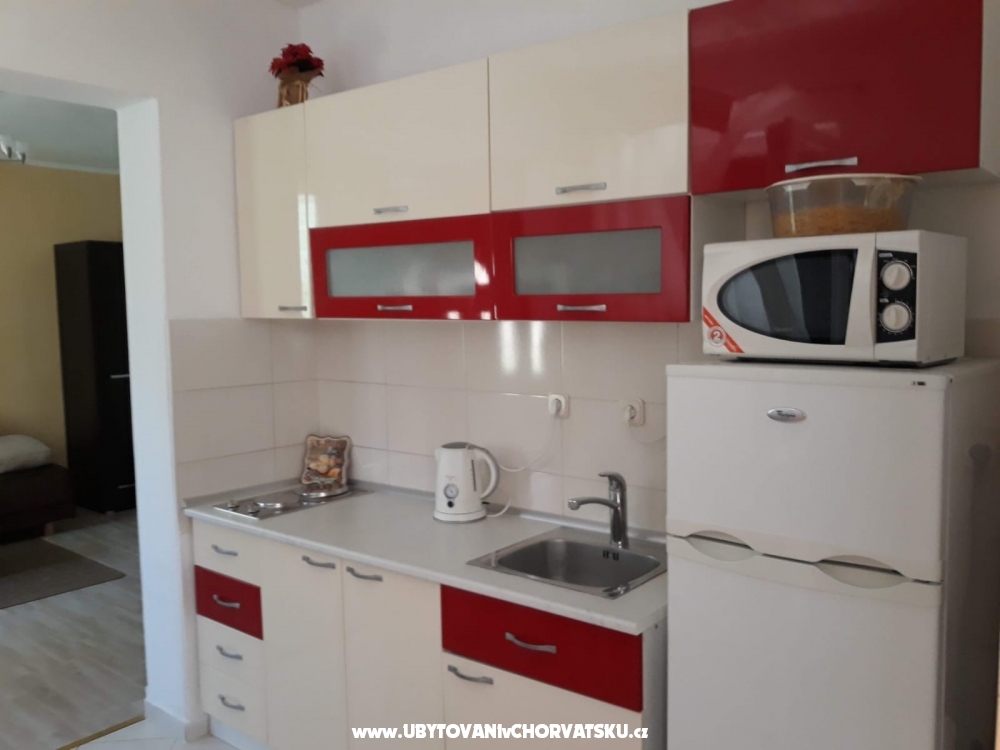 Apartmanok Keti - ibenik Horvtorszg