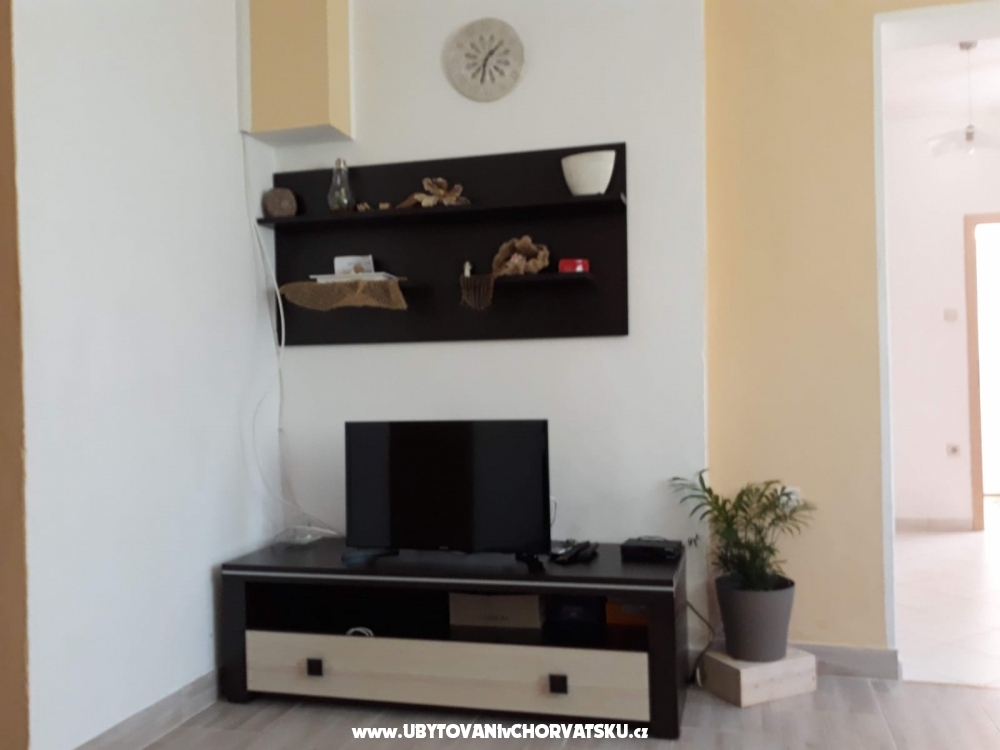 Apartmanok Keti - ibenik Horvtorszg