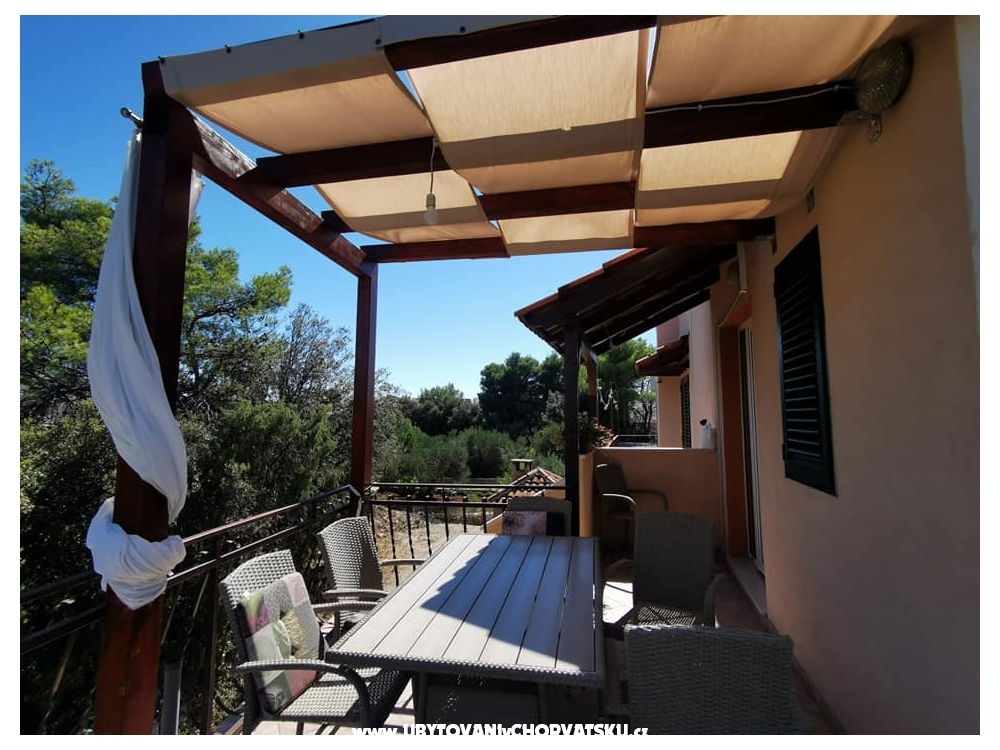 Apartmanok Keti - ibenik Horvtorszg