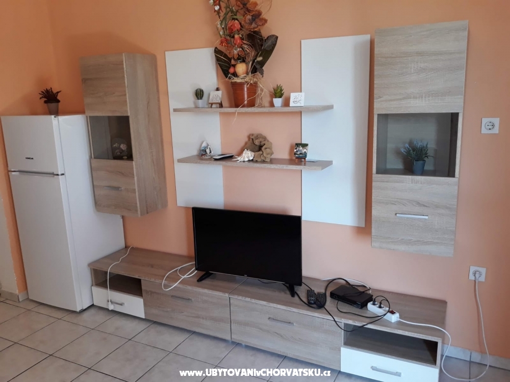 Apartmanok Keti - ibenik Horvtorszg