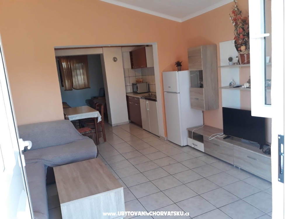 Apartmanok Keti - ibenik Horvtorszg
