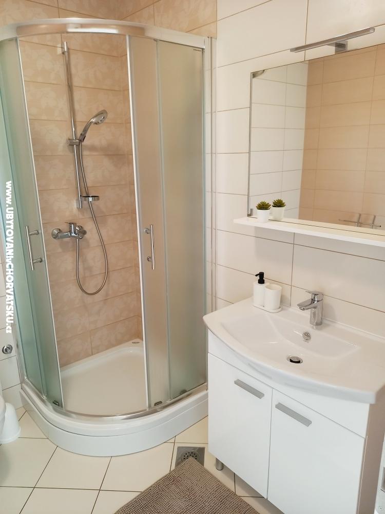 Apartmani Pinea Sol - ibenik Hrvatska