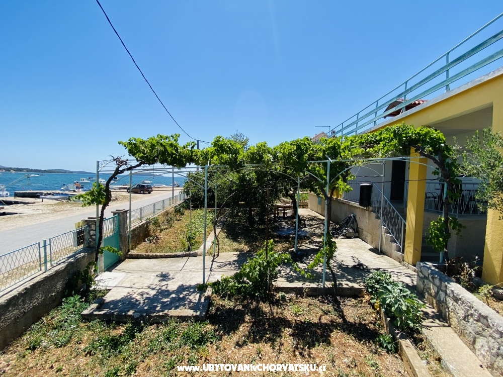 Beach Hz - ibenik Horvtorszg