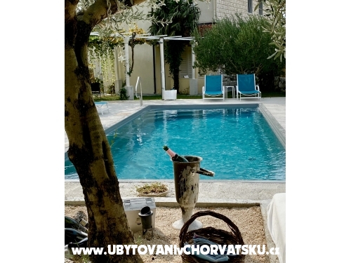 Villa Dube Slano/ villa avec piscine - Slano Croatie