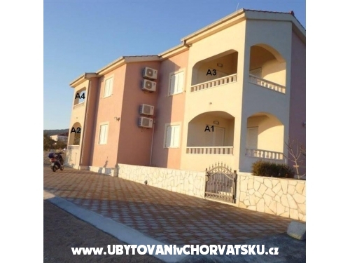 Apartments Matea - ostrov Šolta Croatia