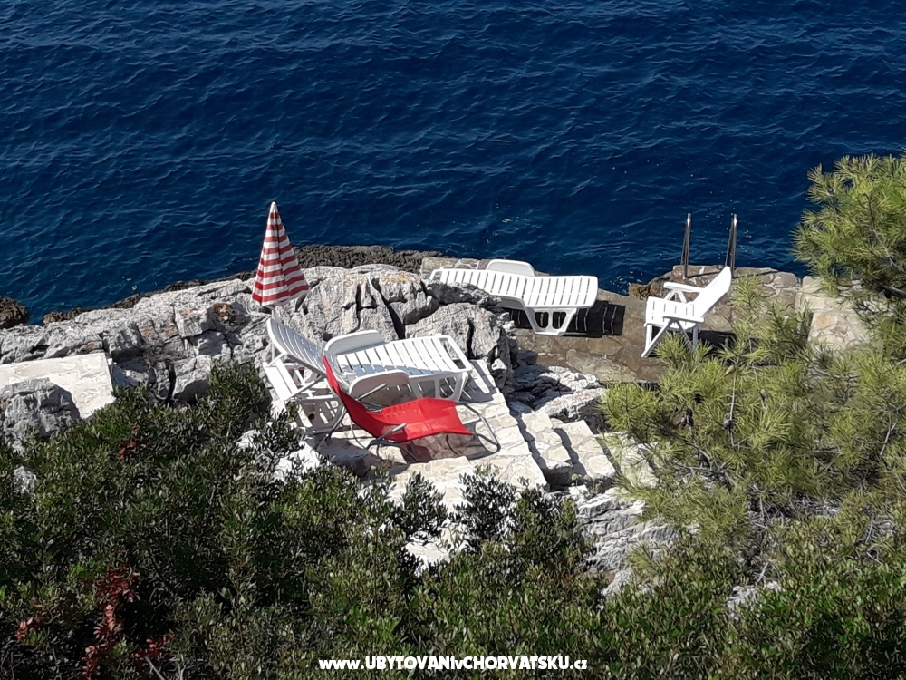 Sesula Bay Resort - ostrov Šolta Croatie
