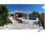 Countryside house with pool Хорватия split