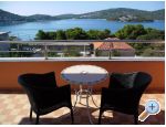 Apartmanok Hari - Tisno Horvtorszg