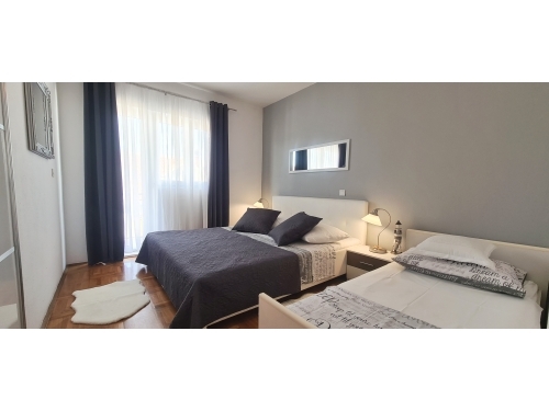 Apartment Nikola - Trogir Kroatien