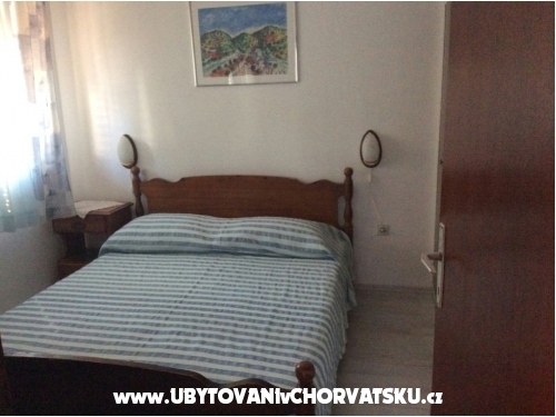 Apartmaji Adria - Trogir Hrvaška