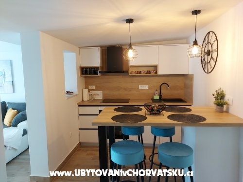 Apartmny Ana Mastrinka - Trogir Chorvtsko