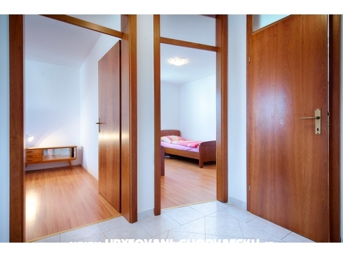 Apartmaji Analora - Trogir Hrvaška