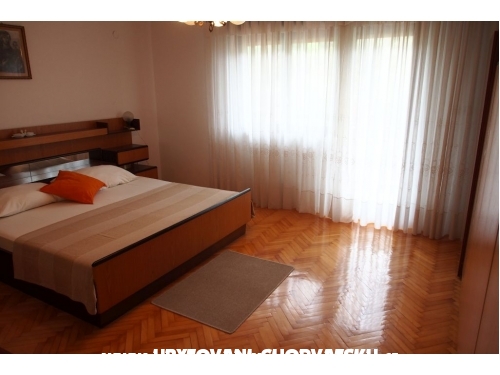 Apartmny Anica - Trogir Chorvtsko