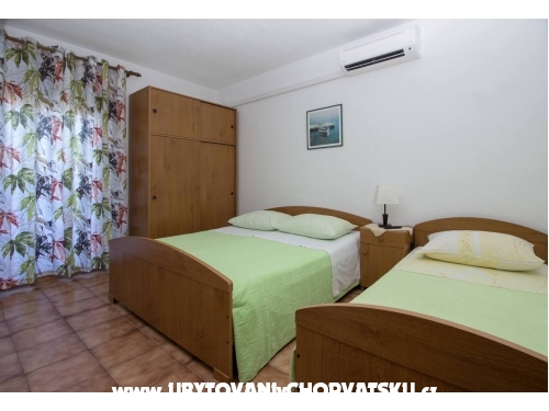 Apartmny Anita - Trogir Chorvtsko