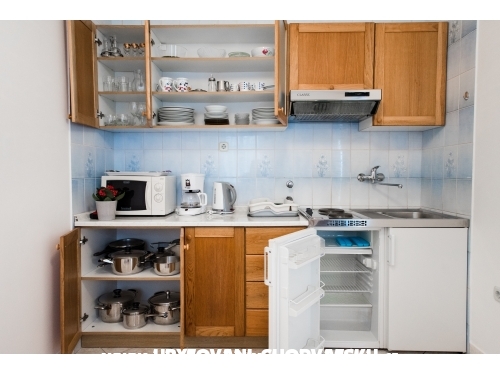 Apartmaji Ivan*** - Trogir Hrvaka