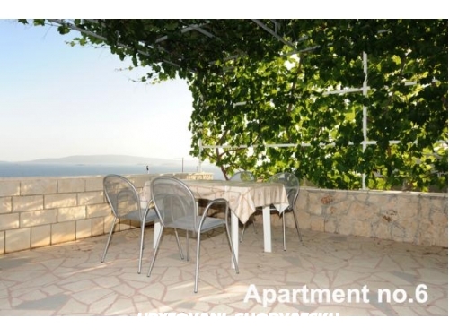 Apartmaji Ivan*** - Trogir Hrvaka
