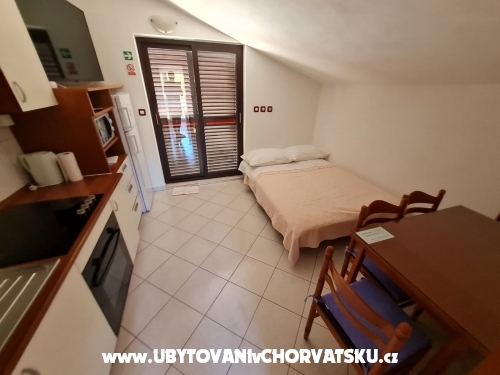 Appartements Katić Slatine - Trogir Kroatien