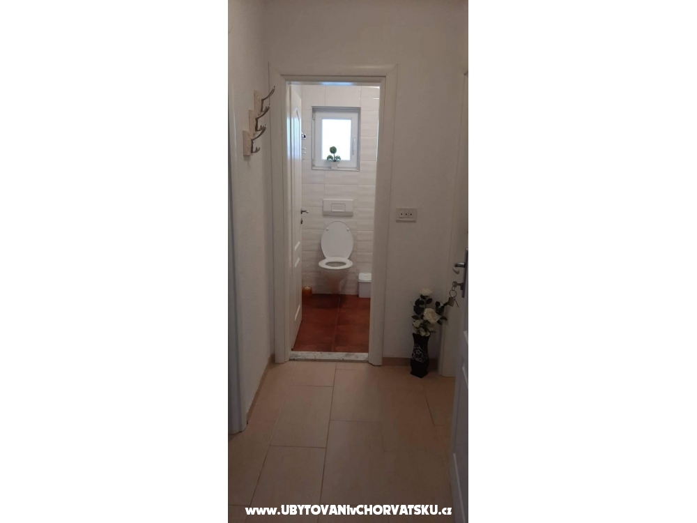 Apartmani Kneevi - Trogir Hrvatska
