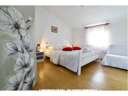 Apartments Nada - Trogir Croatia