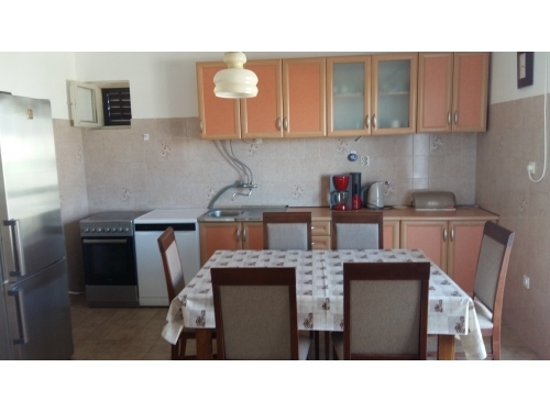 Apartmanok Nakir - Trogir Horvtorszg