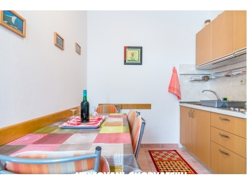 Apartmaji Tanja - Trogir Hrvaka