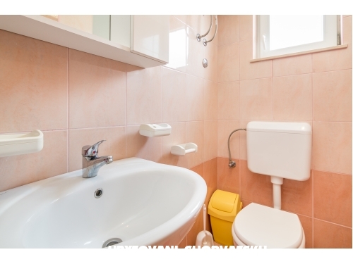 Apartmaji Tanja - Trogir Hrvaka