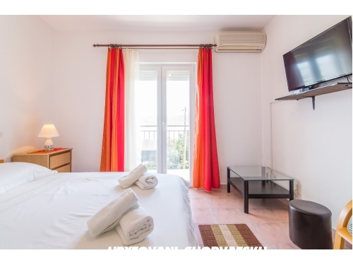 Apartmaji Tanja - Trogir Hrvaka