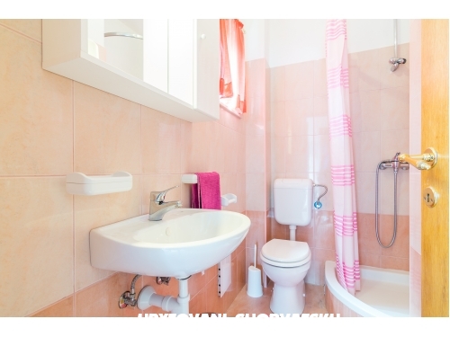 Apartmaji Tanja - Trogir Hrvaka