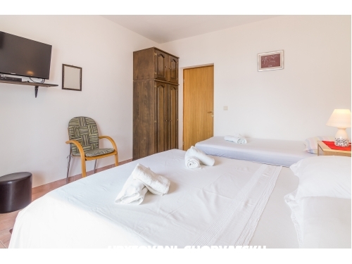 Apartmaji Tanja - Trogir Hrvaka