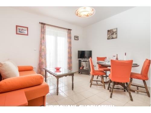 Apartmaji Tanja - Trogir Hrvaka