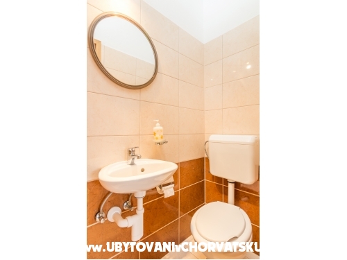 Apartmaji Tanja - Trogir Hrvaka