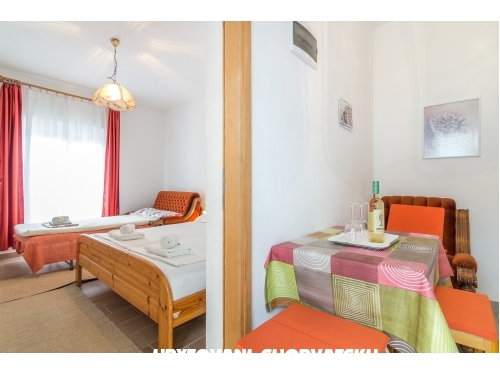 Apartmaji Tanja - Trogir Hrvaka