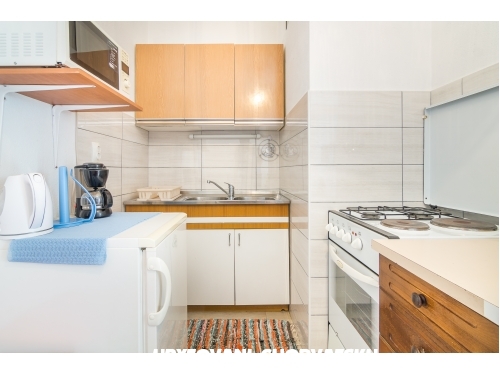 Apartmaji Tanja - Trogir Hrvaka