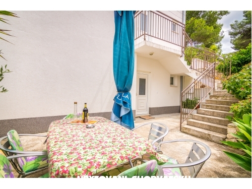 Apartmaji Tanja - Trogir Hrvaka