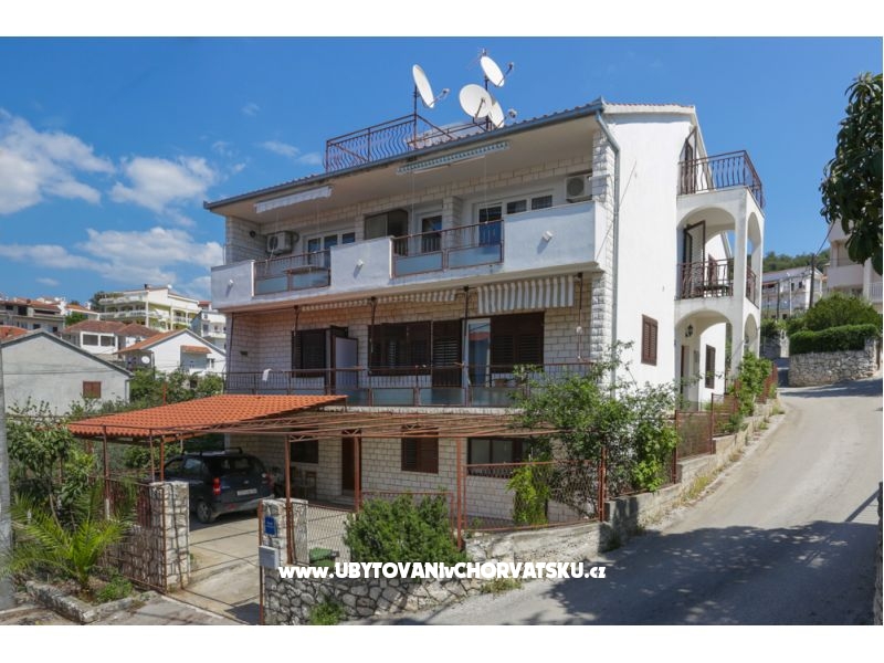 Apartmány Leila