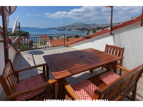 Apartmani Leila - Trogir Hrvatska