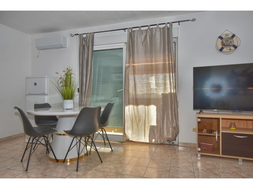 Apartmanok Dominika - Trogir Horvtorszg