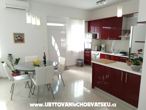 Apartmny Kadulja - Trogir Chorvtsko