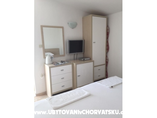 Apartmaji Kudelik - Trogir Hrvaška